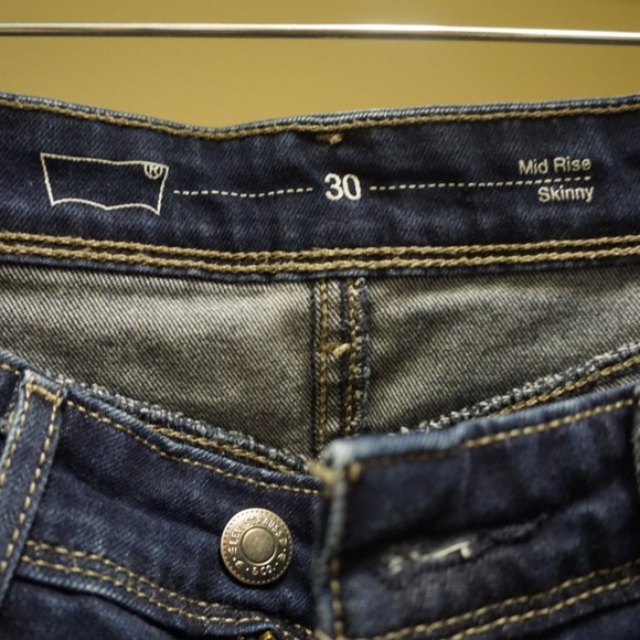 NWOT - Levi's sz30 Midrise Skinny Jeans in Soulful - Picture 4 of 4
